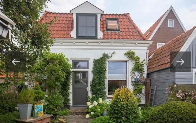 Uit Alle Windstreken Hindeloopen Esterno foto