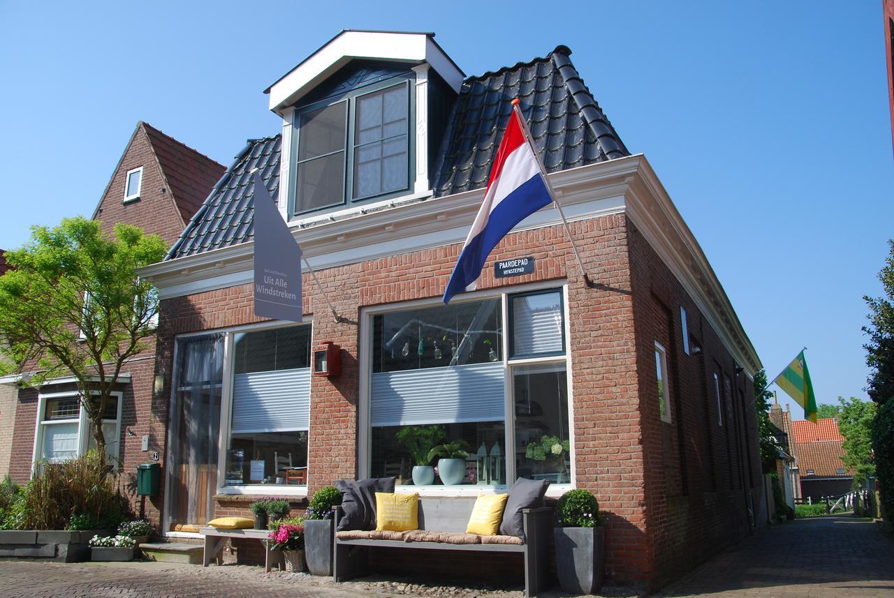 Uit Alle Windstreken Hindeloopen Esterno foto